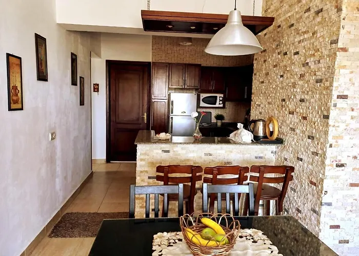 Marina Wadi Degla Families Only Pool View 2nd Floor With Roof 6 Adults Шале *