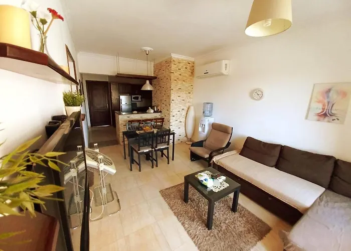 Marina Wadi Degla Families Only Pool View 2nd Floor With Roof 6 Adults Айн-Сохна