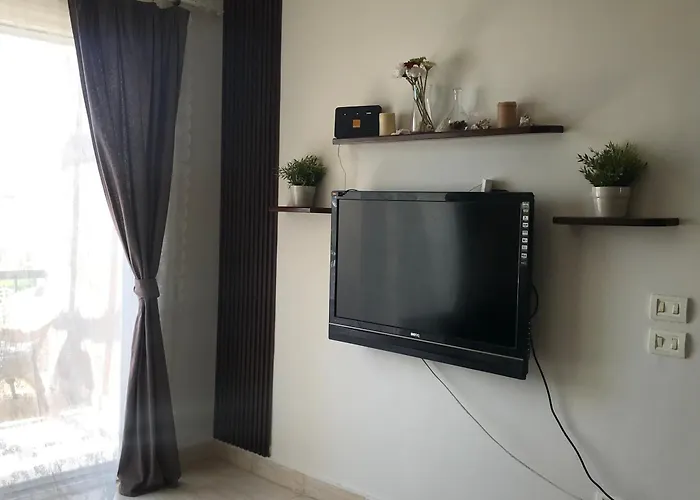 Marina Wadi Degla Families Only Pool View 2nd Floor With Roof 6 Adults Шале Айн-Сохна